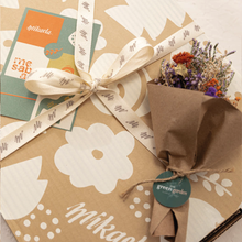 Cargar imagen en el visor de la galería, Caja Muy Mikaela