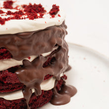 Cargar imagen en el visor de la galería, Bizcocho Red Velvet