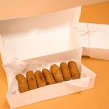 Cargar imagen en el visor de la galería, Croquetas de Pollo x6